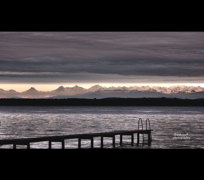 ท้องฟ้า, น้ำ, ขอบฟ้า, ทะเล, ทะเลสาบ, เมฆ