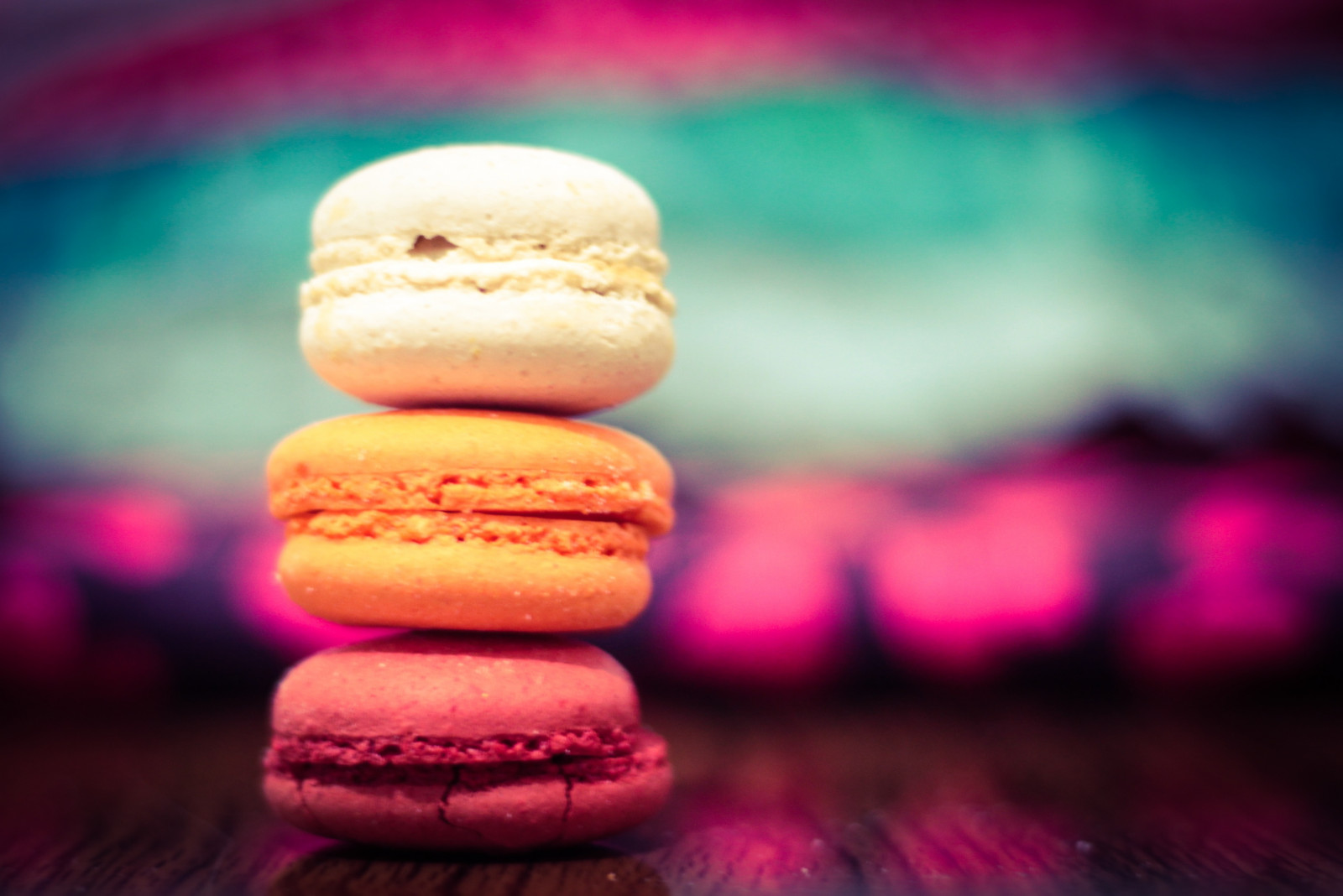 život, růžový, světlo, Červené, tapeta na zeď, jídlo, oranžový, bílý, 3, rozmazat, Paříž, odraz, káva, barvy, usměj se, nahoru, žlutý, detailní, trois, francouzština, stůl, dezert, tenký, šťastný, smutek, tři, báječný, šílený, citrón, pěkný, zdravý, rozmazaný, jahoda, Soustředit se, barvitý, dof, příchuť, bonbón, sladký, bokeh, dobrý, Lumiere, pastel, Tlustý, skvělý, Ammán, stopa, stopy, živý, životní styl, štěstí, Chutný, denně, cukr, Jordán, Lahodné, macaron, zdraví, skrýt, hromada, ohromující, vajíčka, cukroví, vanilka, zacházet, génius, jásot, strava, půvabný, veselý, rozostřený, francais, jordanie, dávka, macaron