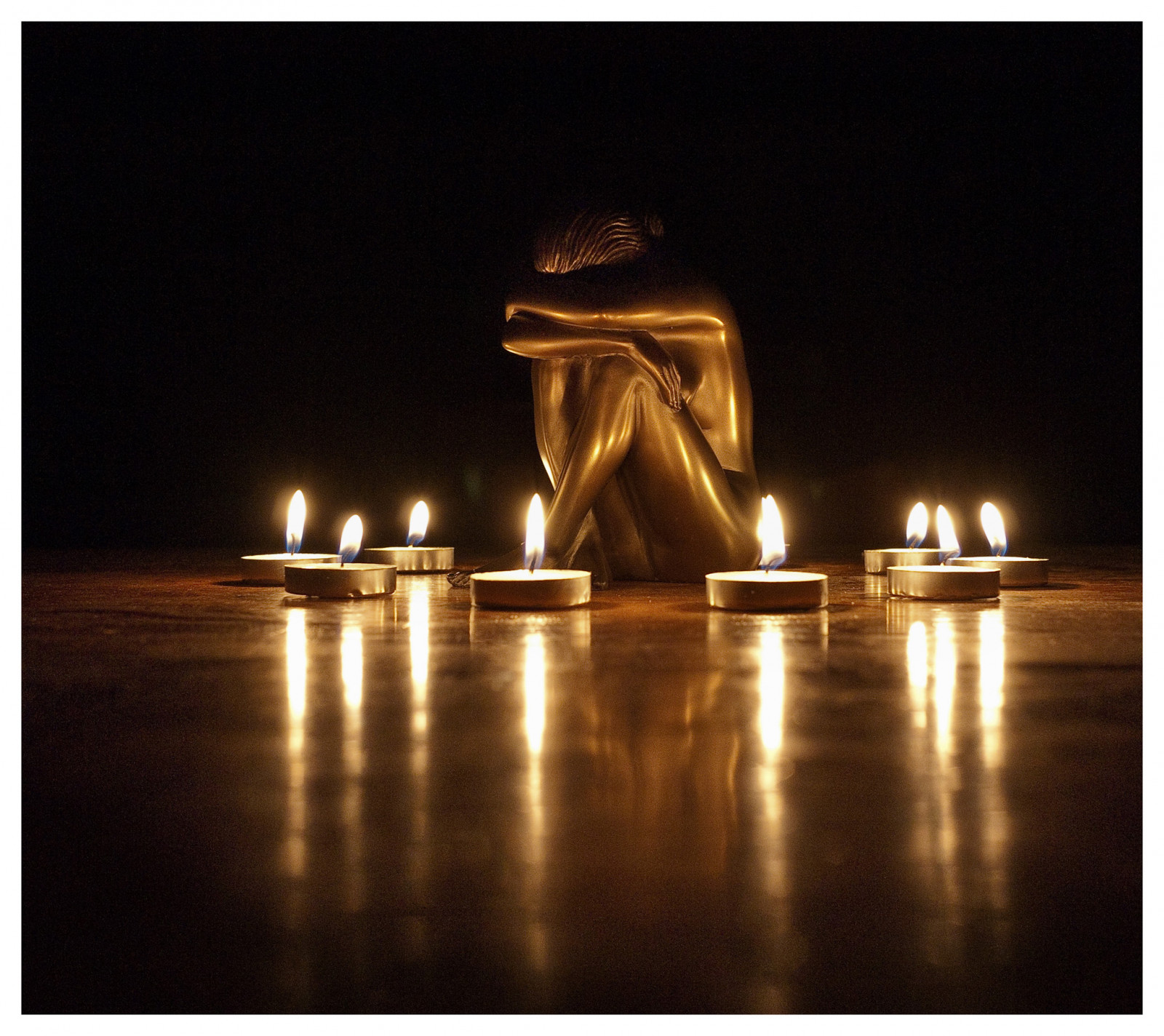 lidé, model, město, ulice, noc, voda, odraz, makro, Fotoaparát, socha, dítě, mokrý, vinobraní, Montreal, akt, horní, UMĚNÍ, světlo, Krásná, NIKKOR, Nový, Páni, fotografie, žena, osvětlení, barva, dívej se, zábava, sexy, bronz, digitální, tanec, tma, sbírka, pixel, šílený, erotický, nahota, Deprese, famille, elle, míchanice, Follie, maoby, Beaute, Aubry, stock photography