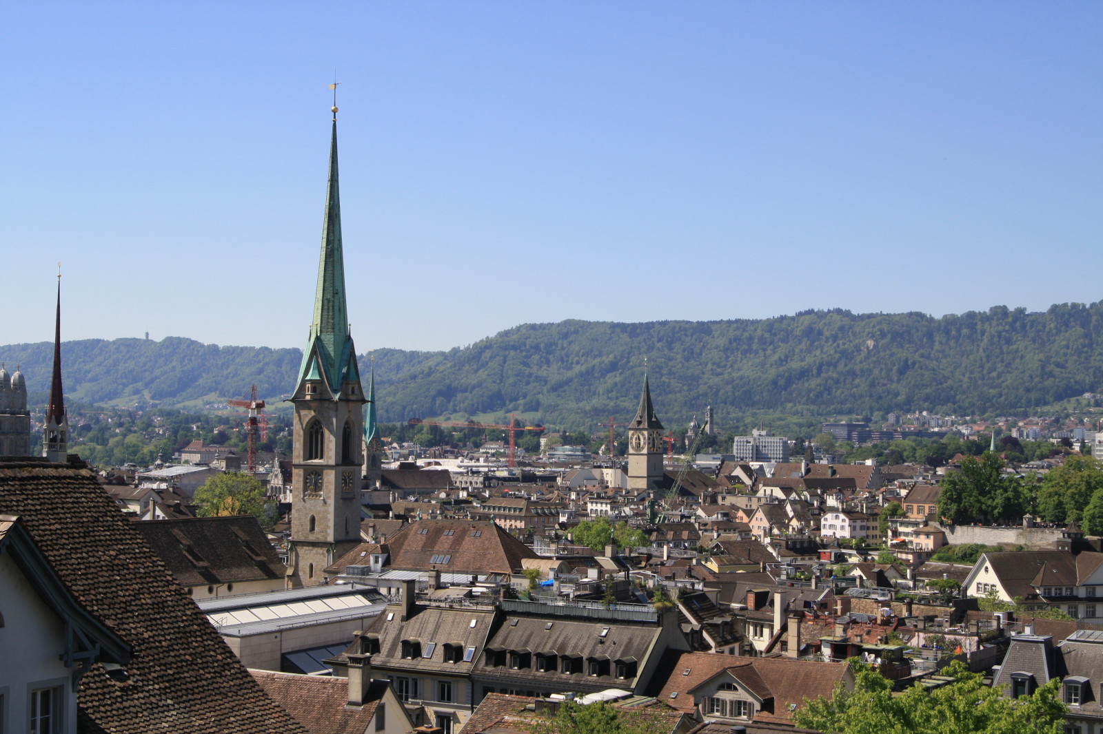 himmel, by, by, Spir, byområde, træ, spir, tag, landsby, tårn, skyline, bygning, bjerg, bybilledet