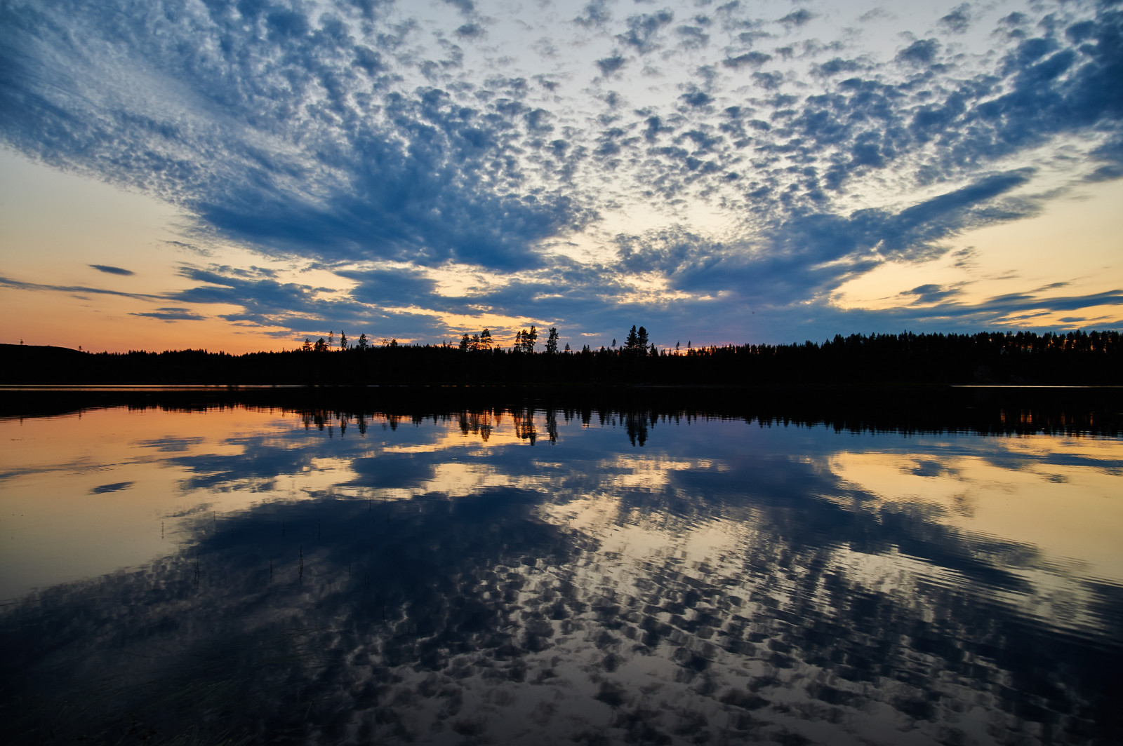 nube, lago, paesaggio marino, riflessione, acqua, silhouette, notte, Finlandia, paesaggio, sera, Nikon, nessuna, Tamron, pudasj RVI, waterscape, 2875, tamronspaf2875mmf28xrdildasphericalif, D700, Irni
