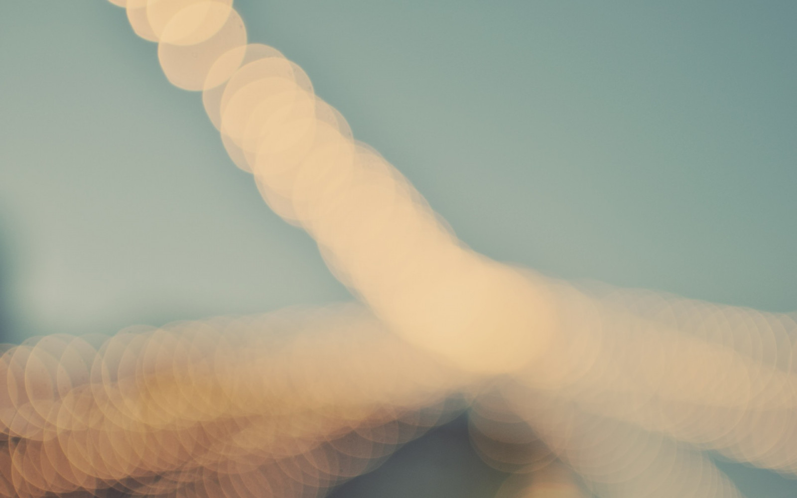 lumière du soleil, blanc, ciel, bleu, Matin, flou, vent, Gel, lumière, Couleur, nuage, main, doigt, bras, Phénomène atmosphérique, Atmosphère de la terre, fermer