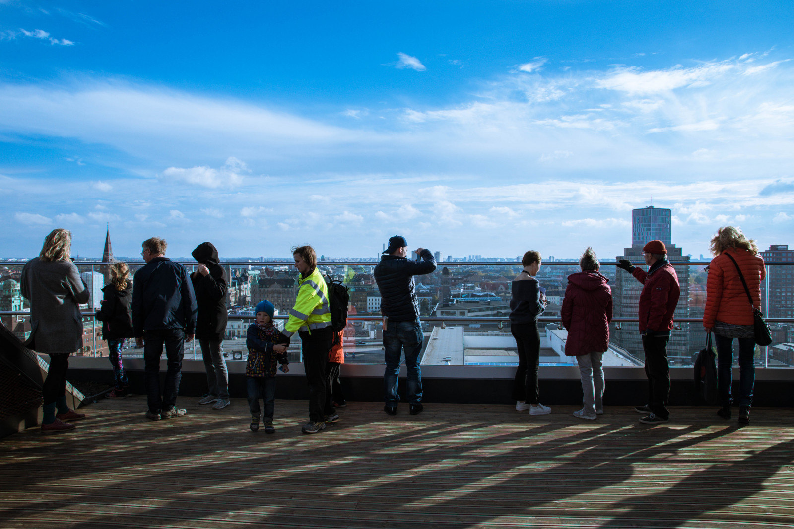 คน, เมือง, สถาปัตยกรรม, ท้องฟ้า, เมฆ, การท่องเที่ยว, สวีเดน, สตูดิโอ, ที่เดิน, Sverige, Utsikt, Malm, การท่องเที่ยว, cityview, sk nel n, se, himmel, hj lmarekajen, studiomalm, euorpe, สถาปนิก, Byggnad, มัลโม, ฝูงชน, ทัวร์