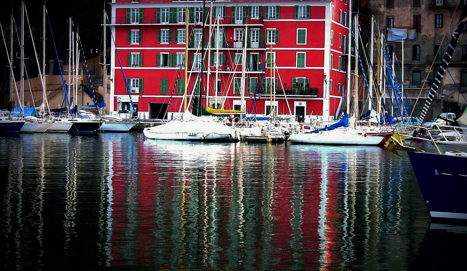 båd, vindue, hav, by, bybilledet, nat, vand, bygning, afspejling, himmel, glas, spejl, havn, Frankrig, kapital, dok, kanal, metropol, Korsika, Marina, rejse, udforske, refleksioner, havn, de, Havn, afspejle, reflektion, kanal, Insel, Corse, isola, Bastia, plaisance, skibe, stadt, Mittelmeer, frankreich, rejser, urlaub, facade, Riflesso, meer, reisen, roba66, vieux, reflejos, reflexo, spiegelung, isle, Korsika, corsicaisland, vandveje, hafen, Schiffe, altstadt, kai