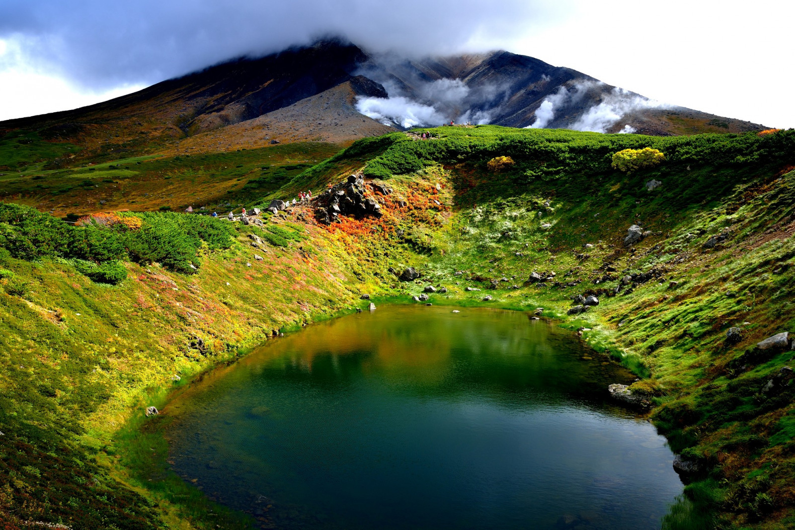 Japan, Landschaft, Hügel, See, Wasser, Natur, Betrachtung, Grün, Fjord, Tal, Wildnis, Strom, Alpen, Plateau, Wolke, Baum, Herbst, Blatt, Berg, Reservoir, Tarn, Hochland, See, Atmosphärisches Phänomen, Bergige landforms, Landform, geographische Eigenschaft, Gewässer, Gebirge, Wasser-Funktion