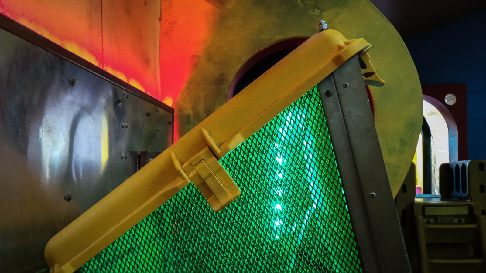 Wallpaper green, yellow, light, lighting, angle 4608x2592 892276