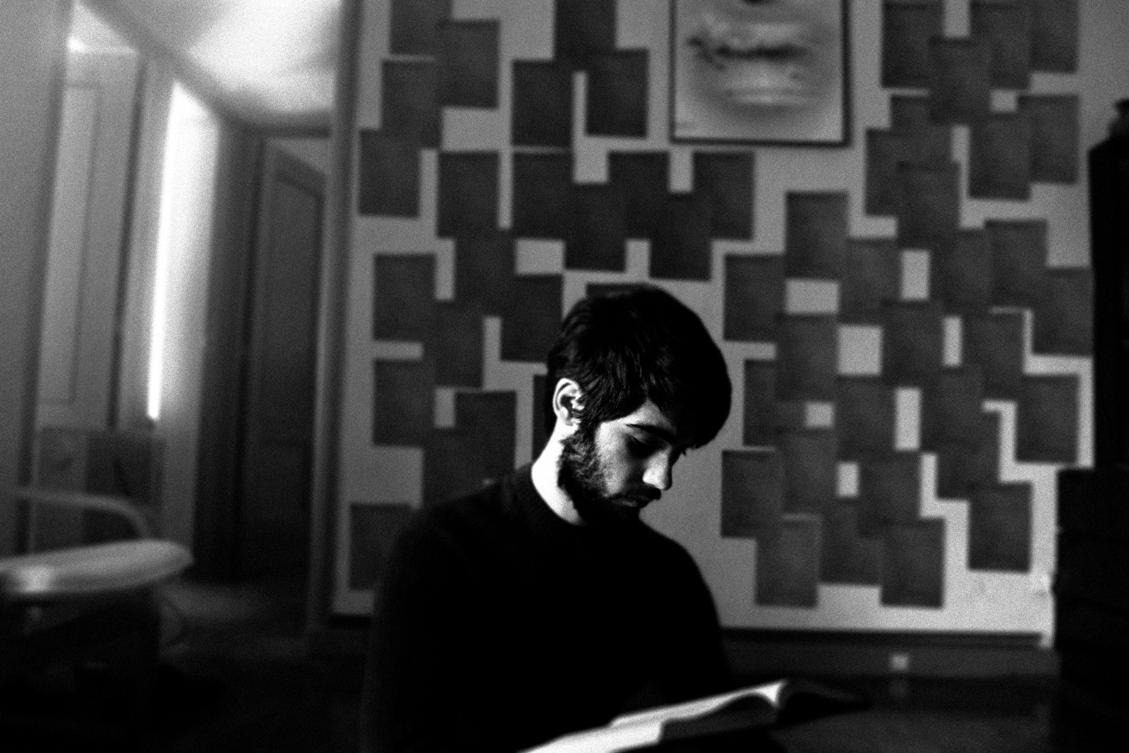 verden, lys, dreng, portræt, Espana, hus, mand, grøn, KUNST, film, hjem, skønhed, mode, kontrast, Photoshop, Canon, mørk, hår, Mig selv, film, skæg, eos, 50mm, Bestil, fedt nok, Spanien, model, flickr, leer, cara, ung, butterfly, Modelo, læse, ii, 7d, teenager, chico, 18, autorretrato, skæggede, hombre, Rostro, Barba, 50mm18, CS6, gentelman, canon7d, victorquijorna, victorquijornaoficial, sesionesligeras, fotografiadecine