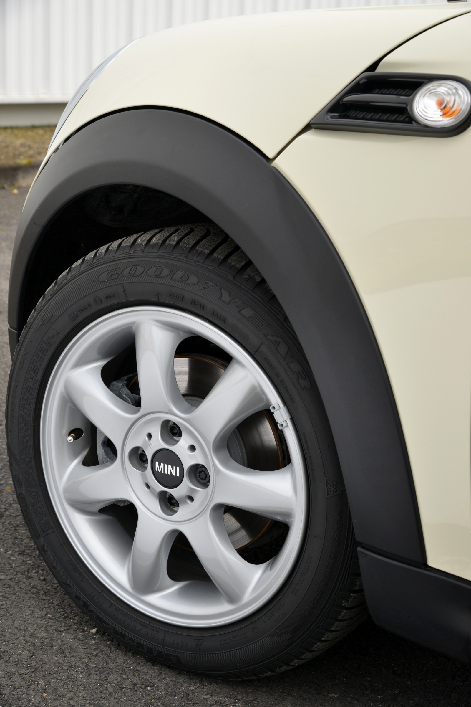 auto, vozidlo, sportovní auto, 2015, mini, volant, limuzína, netcarshow, netcar, obrázky vozidel, photo auto, kolo, Clubvan Cooper, okraj, pozemní vozidla, automobilového designu, automobil make, luxusní vůz, rodinný vůz, výkonné auto, městské auto, sportovní užitkové vozidlo, mluvil, kola z lehkých slitin