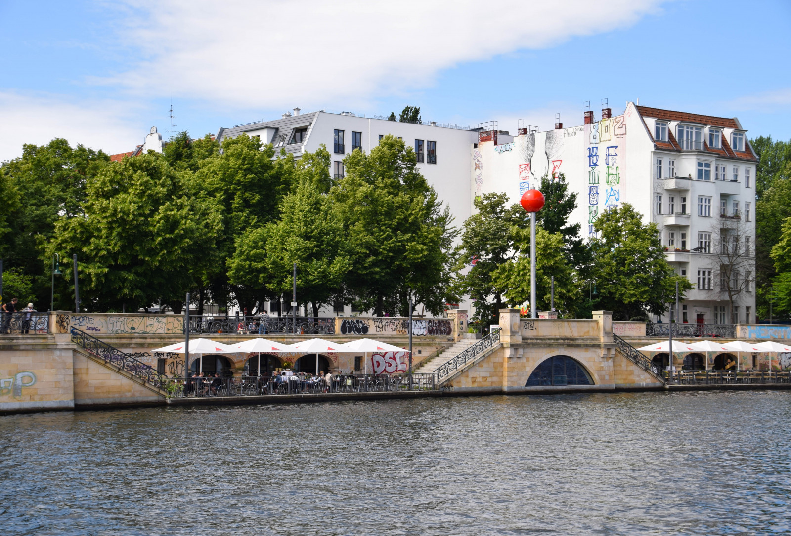 loď, panoráma města, voda, vozidlo, Cestovní ruch, Německo, řeka, přístav, město, Evropa, dok, kanál, Berlín, dovolená, venkovní, de, FLOD, Německo, deutschland, flám, mitte, vodní, zájezdy