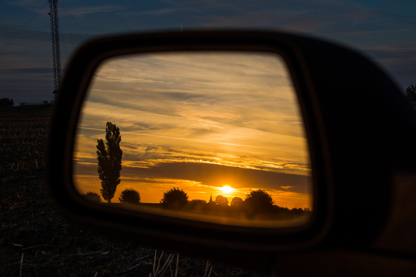 sollys, landskab, vindue, solnedgang, briller, afspejling, himmel, solopgang, aften, morgen, Sol, skumring, fiskeøjeobjektiv, kørsel, lys, Sky, daggry, goldenhour, himmel, solnedg ng, landskabet, Moln, landsbygd, form, landskap, exif model canoneos760d, geocountry, kamera gør kanon, geocity, kameramodel canoneos760d, geostate, geolocation, exif linse efs18200mmf3556is, exif gøre kanon, exif isospeed 100, exif åbning 90, exif focallength 40mm, gyllenetimmen, bakspejl