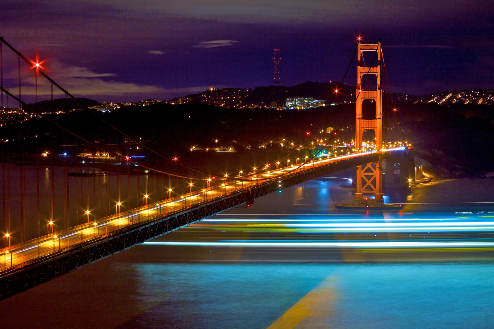 sf, sanfrancisco, Kalifornie, most, plavba, nebe, northerncalifornia, noc, mraky, svítání, světla, záliv, loď, prozkoumat, Golden Gate Bridge, Zlatá brána, výletní loď, bayarea, sanfranciscobay, bluehour, NorCal, Batteryspencer, Sutrotower, Ggb, heurebleue, prozkoumal