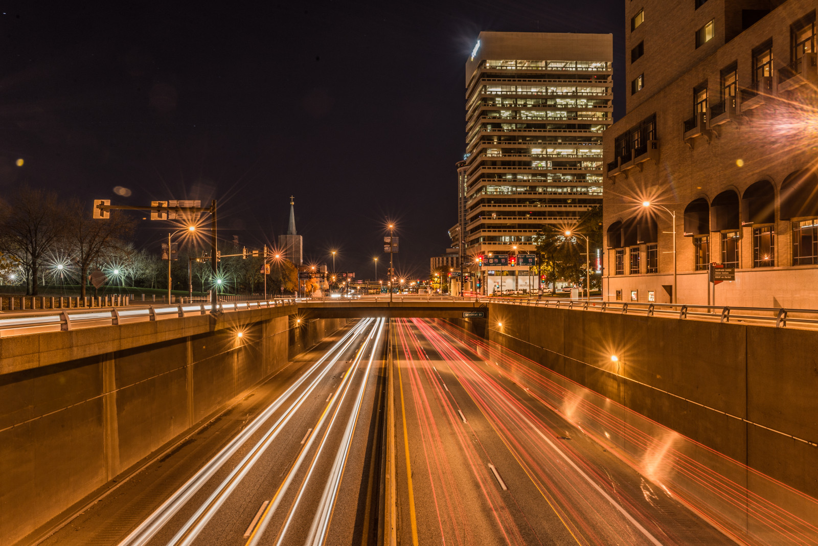 ไฟถนน, เมือง, cityscape, กลางคืน, สถาปัตยกรรม, อาคาร, การสะท้อน, ท้องฟ้า, ถนน, เส้นขอบฟ้า, ตึกระฟ้า, ตอนเย็น, การจราจร, โค้ง, Gotham, ทางหลวง, พลบค่ำ, มหานคร, โครงสร้างพื้นฐาน, เบา, ยาว, การเปิดรับ, ต้นไม้, ตัวเมือง, แสง, missouri, เซนต์, สถานที่สำคัญ, สถานที่, louis, ยิง, เลน, เขตเมือง, วอลล์เปเปอร์คอมพิวเตอร์, ปริมณฑล, พลิก, ผู้รอดชีวิต, fisherprice, ไม่มีที่ไหนเลย, guapas, ndc, emelexista, southbreeze, QROO, quesevayantodos, มกราคม 27, tmntgame, porquetulovales, pdrtv, dota2, worldvisiongifts, eljugadordelpartido, migraduacionslc, fpwishlist, holidayexperts, migraduacionidea, Nadeshotonellen, latinamericagocrazy, alamodrivehappy, nickcincotta, jesseoninsider, miercolesdemhoni, siamasadios, dtnoratinho, chipdavidlark, migraduacioncala, migraduacionmdei, groovein3days, latingrammynoms, usaricecan, thexfactornosony, targetredcardca, handmadehourusa, ahokway