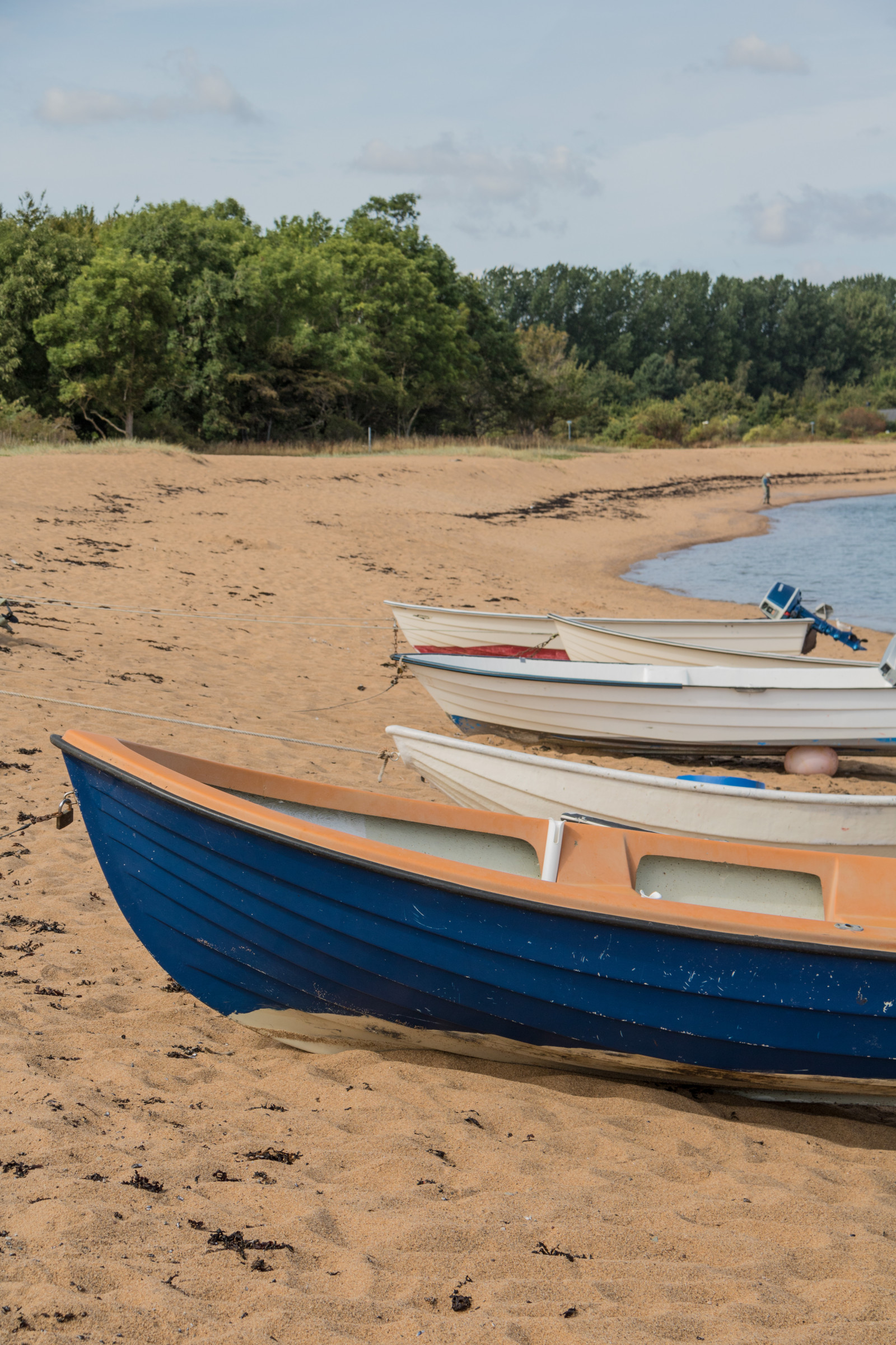 loď, moře, záliv, voda, pobřeží, písek, vozidlo, pláž, pobřeží, pádlo, vatten, hav, kánoe, sterlen, plavidlo, kust, exif modelu canoneos760d, geocountry, Kamera aby kánon, geocity, Model fotoaparátu canoneos760d, geostate, geolocation, EXIF čočka efs18200mmf3556is, exif aby kánon, EXIF isospeed 100, EXIF otvor 80, exif focallength 60mm, Simrishamn, tobisvik, skif, malý člun, lodičky, plavidla veslování