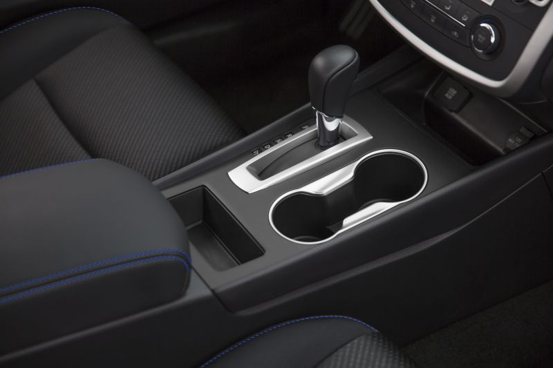 auto,vozidlo,Nissan,limuzína,netcarshow,BMW