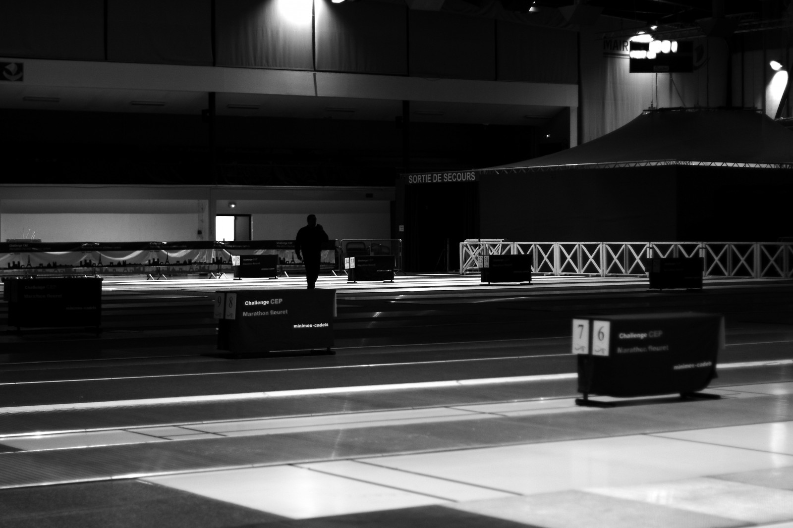 สีขาว, ดำ, ขาวดำ, กลางคืน, สถาปัตยกรรม, รถ, การถ่ายภาพ, ตาราง, โครงสร้างพื้นฐาน, มุม, เบา, แสง, มุมมองถนน, ชั้น, ความมืด, การแข่งขัน, noiretblanc, blackandwithe, photoderue, urbanarte, paris13, photopascalcolin, ดำและขาว, ถ่ายภาพขาวดำ, พื้น