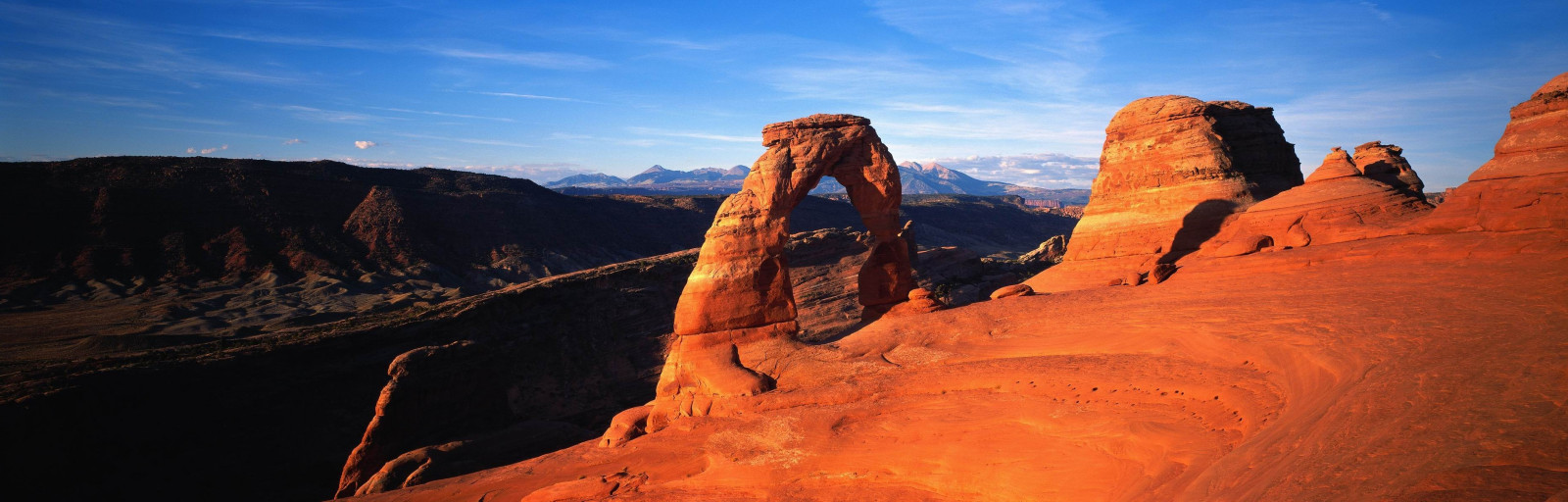 krajina, západ slunce, Skála, svítání, útes, poušť, údolí, kaňon, divočina, skalní útvar, plošina, Formace, Terén, hora, butte, geologie, přírodní prostředí, horských reliéf, landform, geografický rys, extrémní sport, vádí, 3750x1200 px