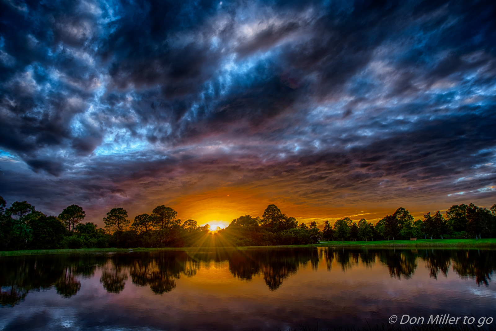 Sonnenlicht, Sonnenuntergang, Nacht-, Natur, Betrachtung, Himmel, draußen, Wolken, Sonnenaufgang, Abend, Morgen, HDR, Horizont, Atmosphäre, Dämmerung, Florida, Wolke, Dämmerung, Sunsetmadness, Sonnenuntergänge, goldene Stunde, Hdrphotographie, Sunsetsniper, D810, auf einem Spaziergang, Cloudporn, Millerville, 5xp, Computer-Tapete, Nachglühen, Meteorologisches Phänomen