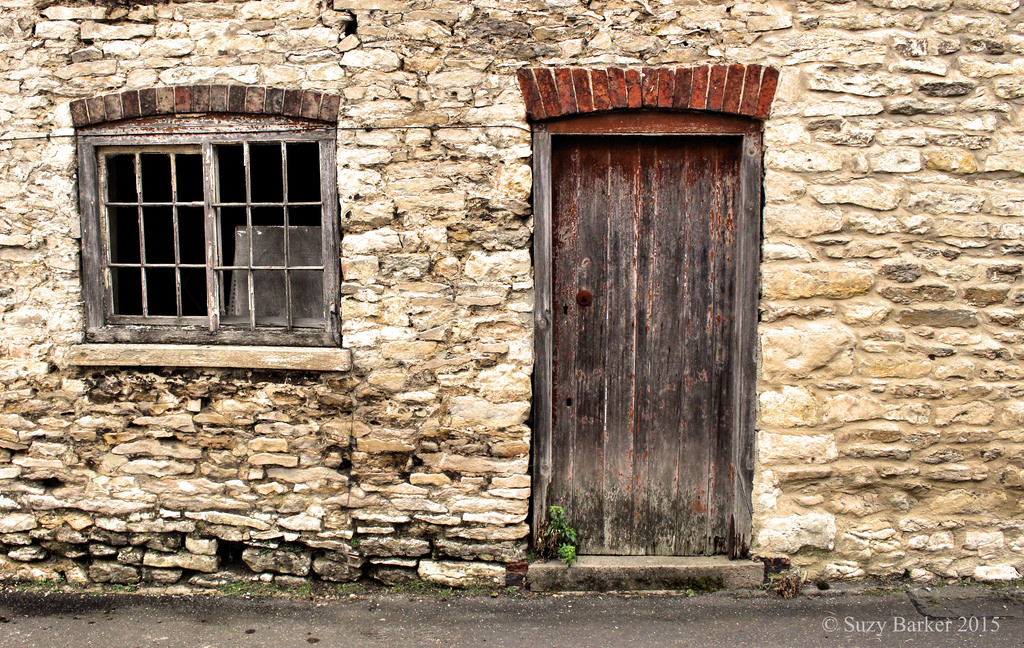 Sfondi : parete, finestra, muro di pietra, porta, legna, facciata ... Facciata casa in pietra