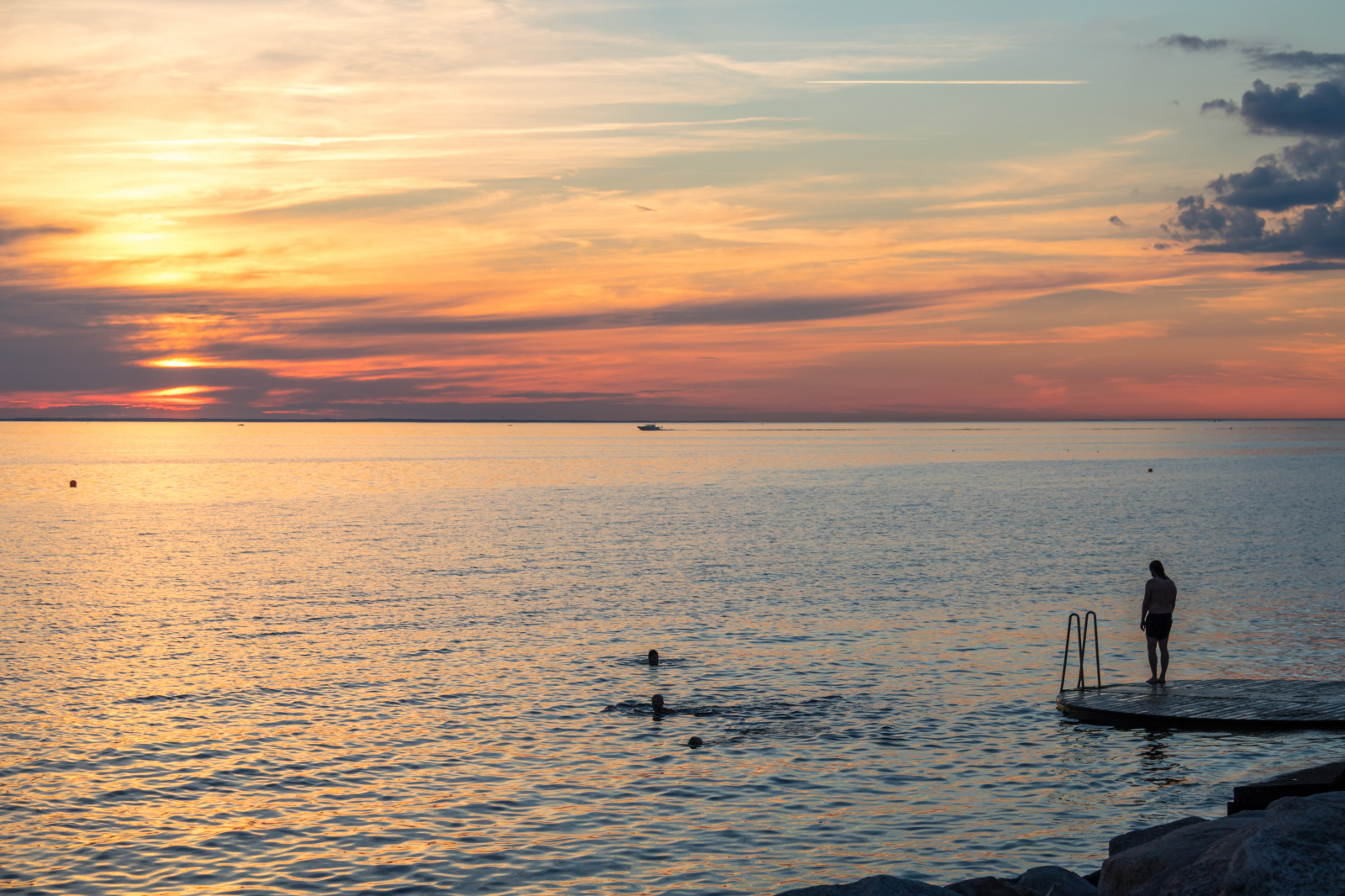 solnedgang, hav, Bugt, sø, kyst, afspejling, himmel, strand, solopgang, aften, morgen, kyst, horisont, dok, skumring, Sky, daggry, ocean, bølge, v strahamnen, Brygga, solnedg ng, hav, malmø, exif model canoneos760d, geocountry, kamera gør kanon, geocity, kameramodel canoneos760d, geostate, geolocation, exif linse efs18200mmf3556is, exif gøre kanon, exif isospeed 100, exif åbning 71, exif focallength 50mm, goodnightsunset, efterglød, krop af vand