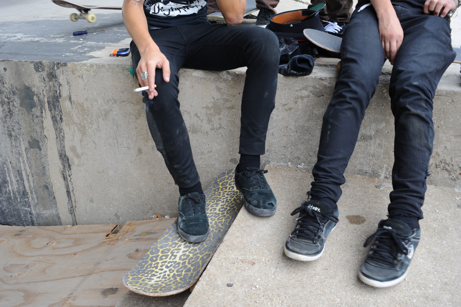 džíny, kalhoty, Denim, móda, tenisky, leopard, Chicago, kloub, trh, noha, il, cigareta, bota, střevíc, obuv, Gary, kalhoty, chillin, outdoor boty, HAWT, rukojeť, Zac, dolní končetina, Fulton, Boiz, Dugo, Rzeszutko, Teeeeighhhtt