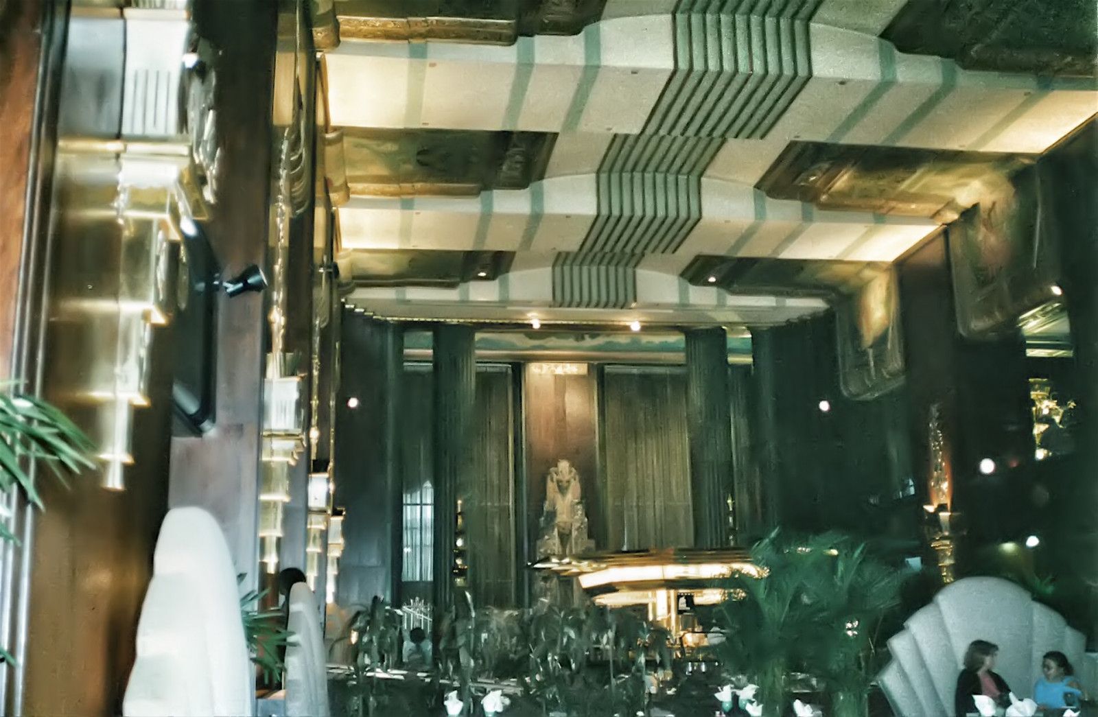 starý, světlo, Ohio, budova, věž, bar, Amerika, mrakodrap, francouzština, hala, Cincinnati, pokoj, místnost, hala, zrcadla, hilton, nástěnné malby, mezník, palác, historický, řetěz, národní, Versailles, důvěra, Ach, jídelní, Artdeco, hostina, komplex, oddělení, omni, Carew, zachování, Netherlandplaza, nrhp, onasill, Mableyandcarew, Fixtureslobby