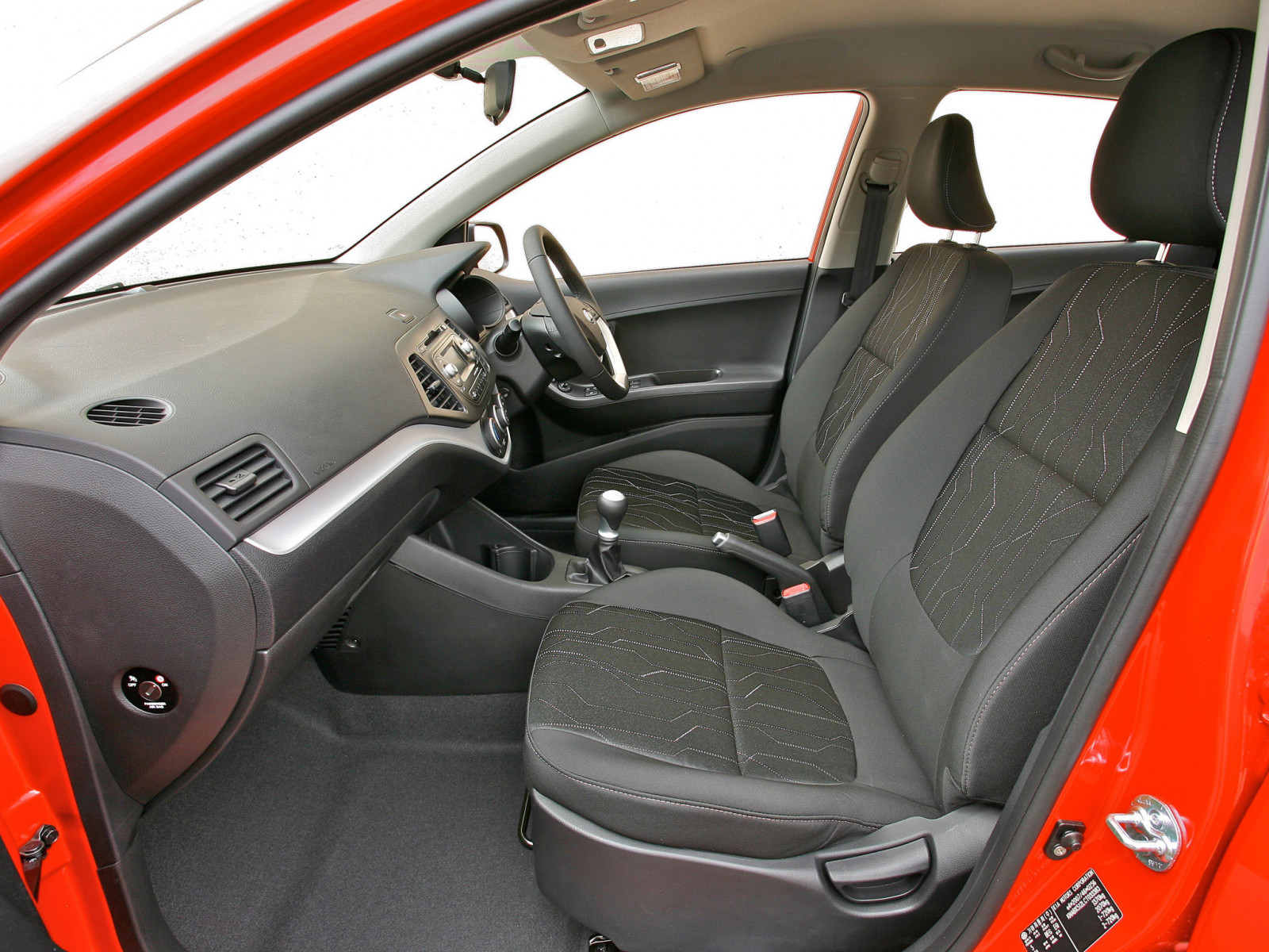 auto, veicolo, 2013, coupe, Peugeot, Berlina, anatra, Peugeot 207, netcarshow, netcar, immagini di auto, auto foto, Versione Picanto Regno Unito, veicoli terrestri, marca di automobile, auto di famiglia, city ​​car, macchina di utilitaria, hatchback