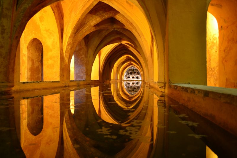 éjszaka,építészet,templom,nők,absztrakt,visszaverődés