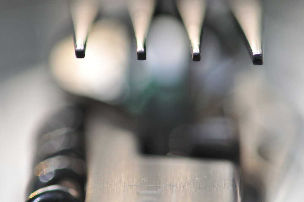 forchetta, cucina, campeggio, posate, L Beck, all'aperto, mano, chiodo, dito, deutschland, metall, avvicinamento, schleswigholsteinkreisfreiehansestadtl beck, ger, 2017ckarinslinsede, k Che, 071.365, Reibe, Besteck, universalbesteck, Gabel, Korkenzieher, product design