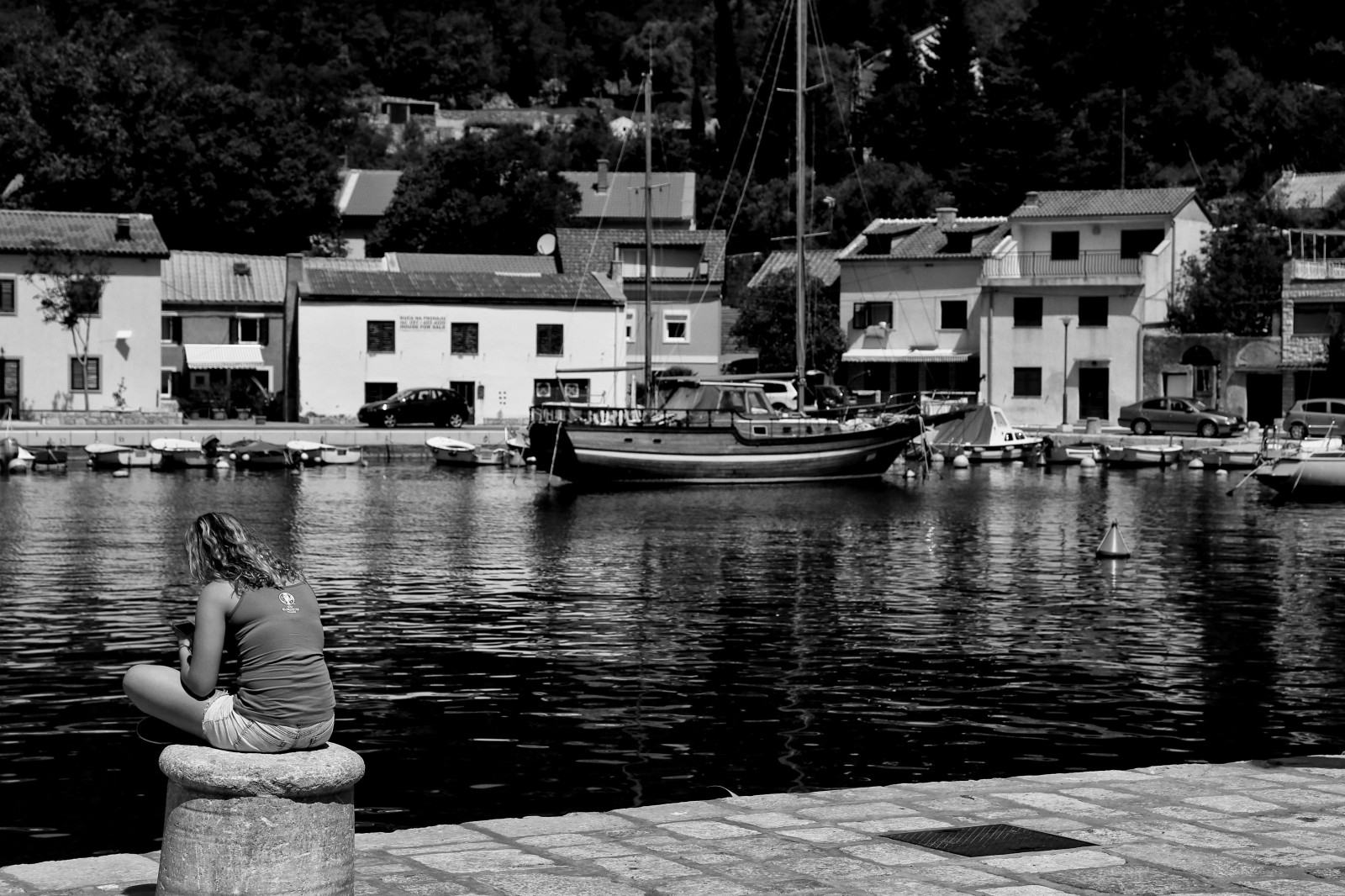 loď, černobílý, město, voda, odraz, nebe, fotografování, večer, Kánon, přístav, město, Mono, Černý a bílý, strom, tělesné, digitální, SW, 6d, noiretblanc, eos, BNW, lodičky, nb, blancoynegro, biancoenero, mld, rekreace, monotónní, schwarzweis, monocromatico, cb, ef24105l, vodní, Černý a bílý, monochromatické fotografování, Velero, crnobijelo, segelschiff, plachetnice, Jablanac