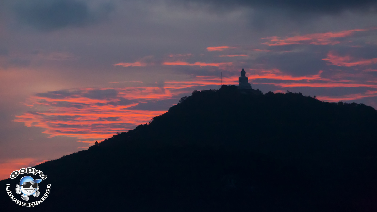 landskab, mennesker, hvid, skib, båd, gammel, mørk, solnedgang, hav, nat, bakke, sø, vand, natur, rød, himmel, parkere, skygge, skyer, strand, hus, solopgang, gul, blå, aften, morgen, tårn, Sol, orange, horisont, sommer, skumring, yacht, Thailand, Buddha, familie, Tusmørke, katamaran, KUNST, lys, Land, Sky, gylden, bjerg, daggry, udendørs, mørke, phuket, andaman, budda, efterglød