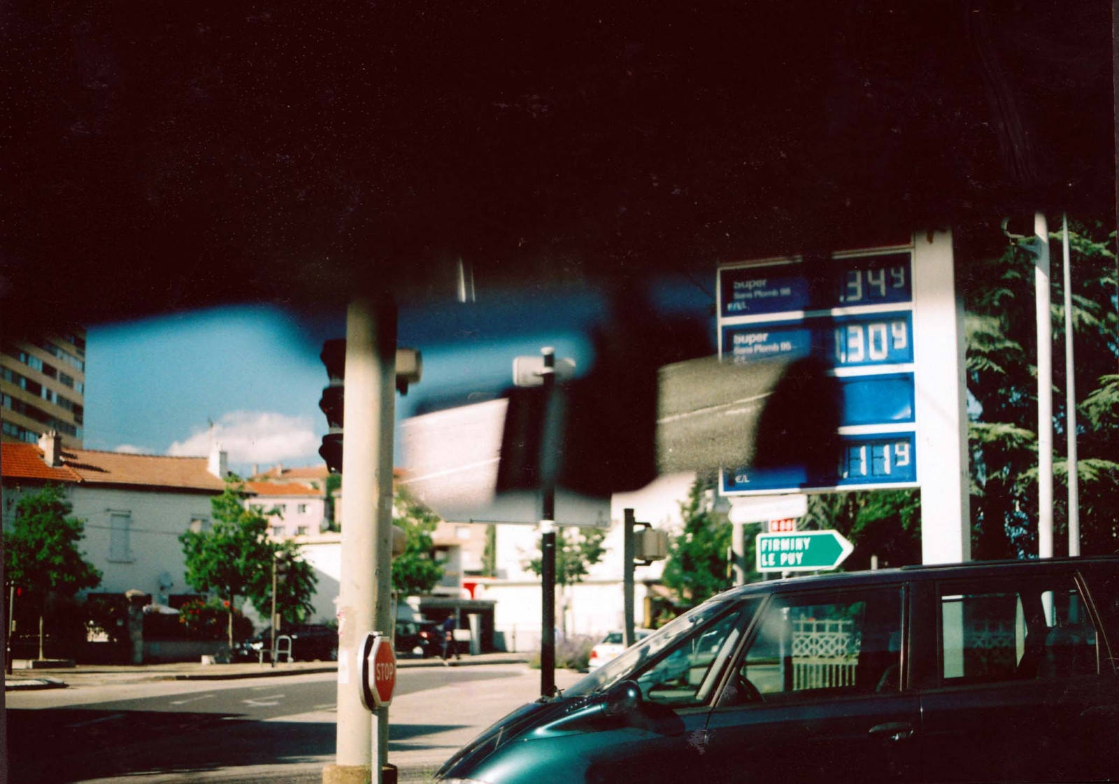 รถ, กลางคืน, สถาปัตยกรรม, เขตเมือง, ปริมณฑล, ท้องฟ้า, อาคาร, เมือง, ตัวเมือง, โฆษณา, ถนน, ซุ้ม, บ้าน