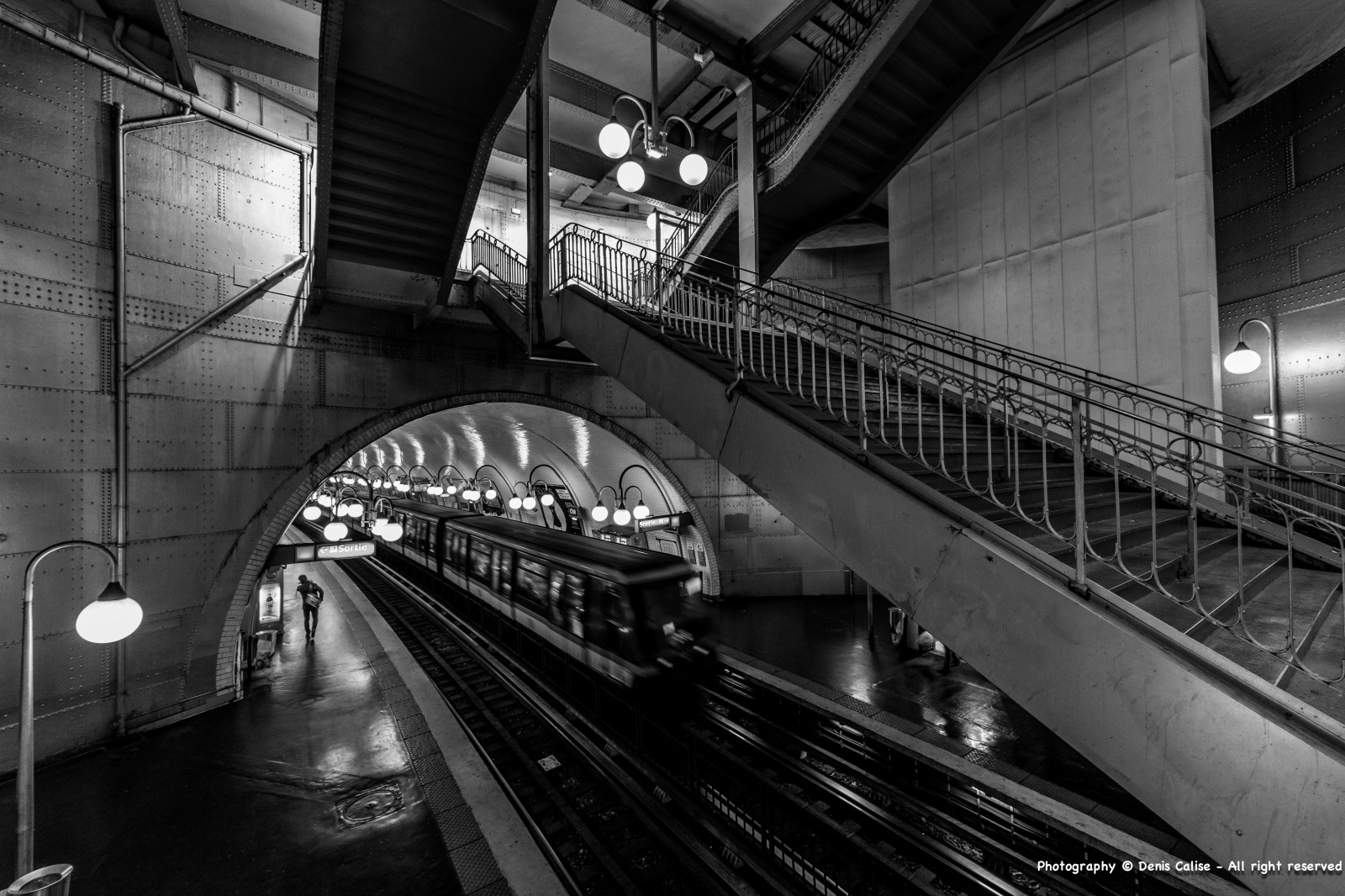 rejse, rejse, lys, Paris, Frankrig, station, trappe, tog, Canon, underjordisk, fotografering, Foto, freestyle, Europa, Île-de-France, expo, noiretblanc, metro, citere, rør, tunnel, wb, nb, trin, hold op, togstation, Metro Station, gym, quai, Lumieres, ECLAIRAGE, escaliers, Arr t, lampadaires, llenses, canon5dmarkii, deniscalisecopyright