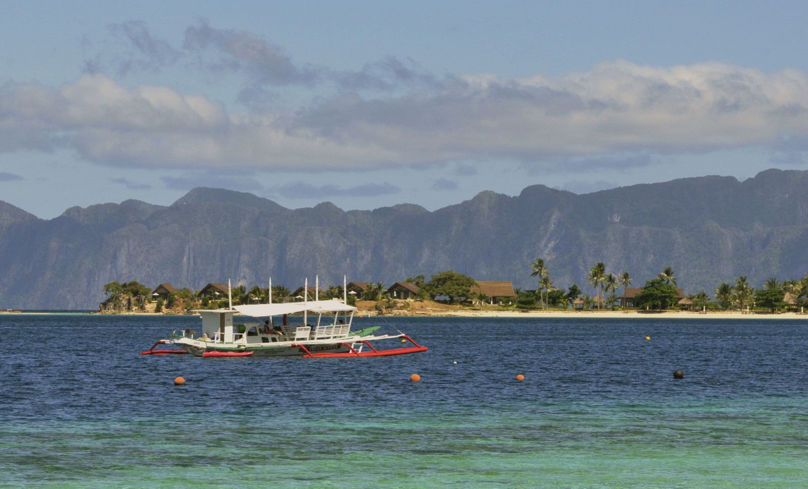 krajina, loď, moře, záliv, kopec, jezero, voda, Příroda, pobřeží, nebe, mraky, uklidnit, pobřeží, řeka, ostrov, fjord, pelerína, Lake District, mrak, strom, hora, oceán, palmy, kanál, nádrž, lodičky, banca, jezero, vodní, vstupní, mountainrange, strážná loď, water transportation, coastal and oceanic landforms