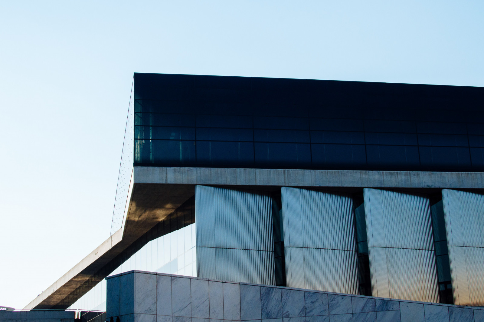 światło słoneczne, architektura, miejski, budynek, odbicie, drapacz chmur, niebieski, nowoczesny, czyste Niebo, Grecja, muzeum, stadion, Struktura, arena, Ateny, kształt, profesjonalny, fasada, główna siedziba, Miejsce sportowe, 5444x3620 px