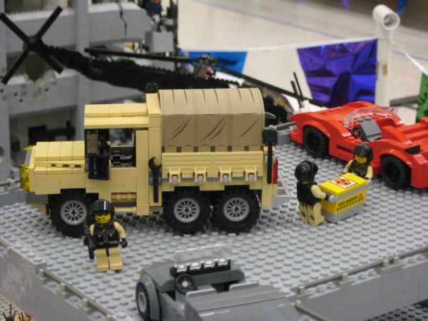 LEGO,zombie,events,Valve,displays,undead