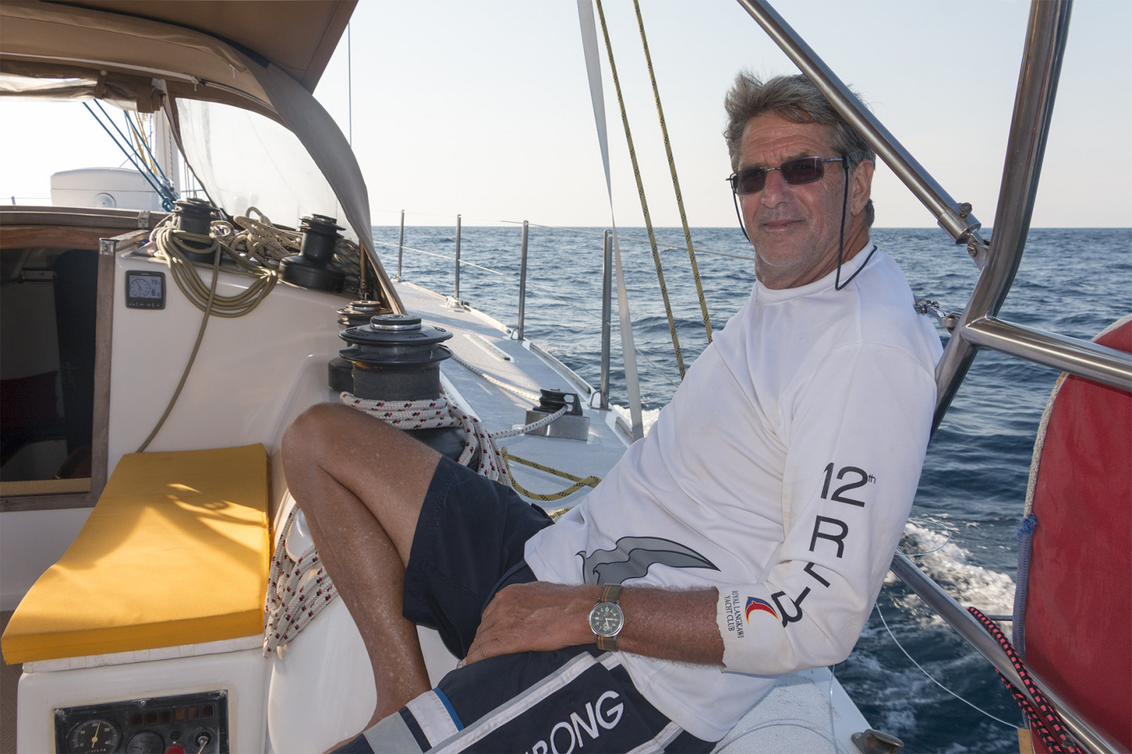 sportovní, lidé, loď, loď, plachetnice, západ slunce, moře, Příroda, nebe, vozidlo, Ryba, zlato, jachta, Thajsko, kapitán, člun, rybolov, námořník, plachtění, zlatý, venkovní, dívka, oceán, jachta, vlna, plavidlo, stožár, phuket, phuketian, plachta, Naiharn, phuketphotographernet, forumlinvoyagecom, httpforumlinvoyagecom, yanui, Windsports