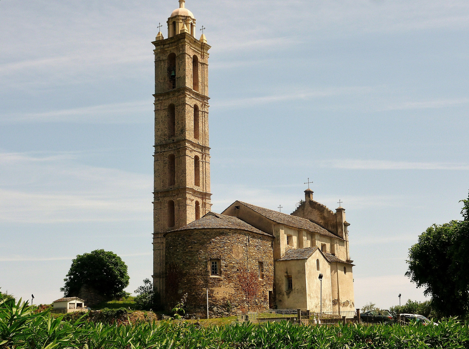 architektura, budova, nebe, Dům, věž, historický, dějiny, Francie, hřbitov, kostel, kaple, Korsika, památník, spirála, Historie, majetek, strom, cestovat, prozkoumat, bazilika, historický, Insel, corse, ile, cesta, místa, kirche, architektur, friedhof, haus, Akdeniz, Frankreich, Reise, plavby, Urlaub, fassade, fasáda, reisen, roba66, arquitetura, Geschichte, ostrůvek, korsika, historické místo, místo uctívání, Iglesias, kostelní věž, platz, zvonice, h uživatel, kulturdenkmal, Španělské mise v Kalifornii, farní, bau, santuarios, Cementerio, Cimetiere, cemit rio, středověká architektura