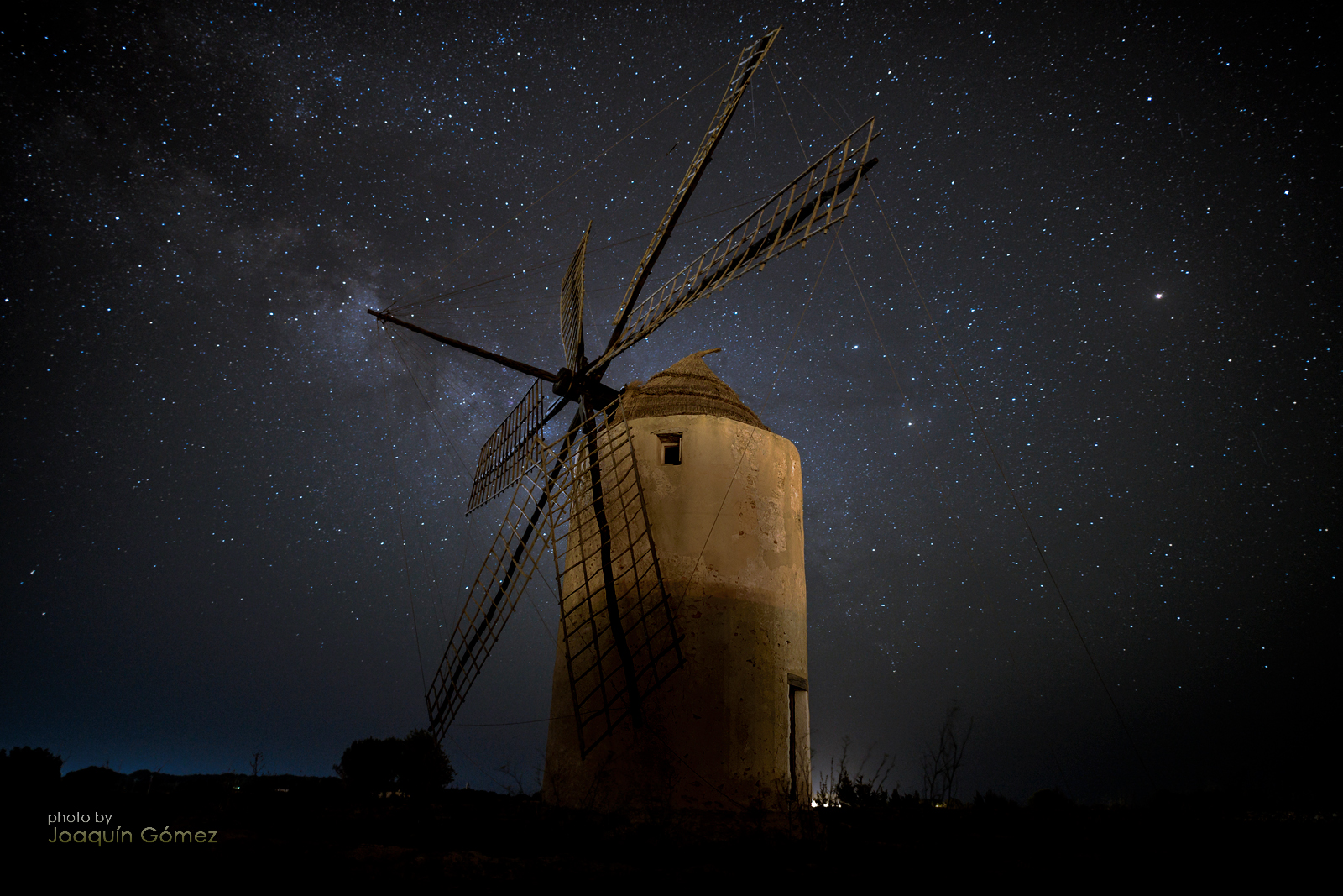 Formentera, Isole Baleari, Spagna, ithak, isola, mulino a vento, notturno, notte, notturno, Via Lattea, galassia, cielo, stelle, pianeti, Marte, Antares, Saturno, Scorpione, vecchio, villaggio, rurale, Sigma2014art, oscurità, astronomia, longexposure, via Lattea, Lamola, espilardelamola