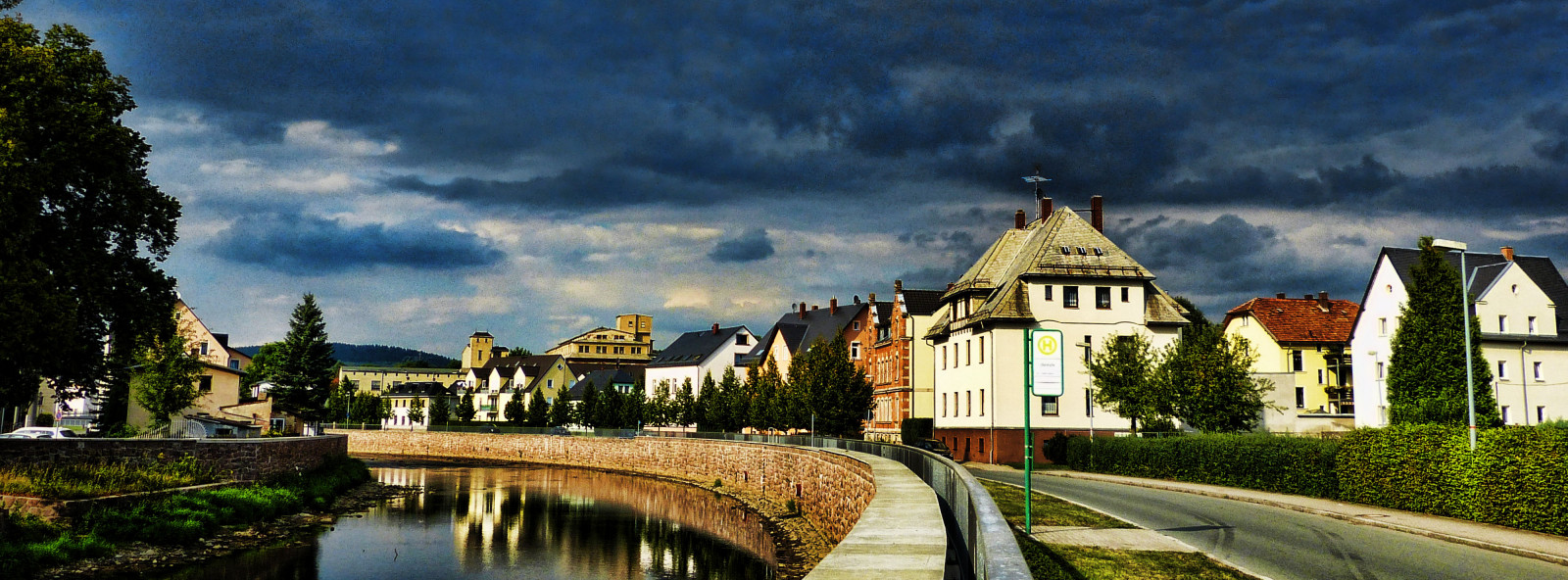 Hintergrundbilder Landschaft Stadt Wasser Gebaude Betrachtung Himmel Tourismus Dorf Abend Schloss Deutschland Fluss Kanal Bank Chateau Sachsen Immobilien Wolke Baum Rio Wasserlauf Wahrzeichen Alemania Touristenattraktion