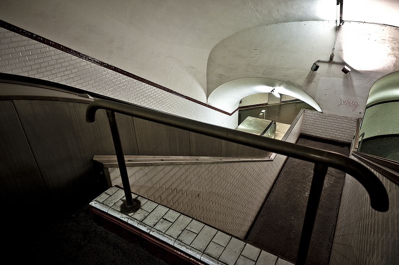 arkitektur, dagslys, vinkel, glas, offentlig transport, automotive exterior