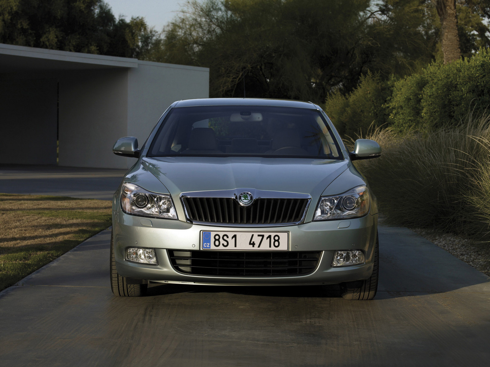 auto, vozidlo, Octavia, limuzína, Skoda, 2012, netcarshow, netcar, obrázky vozidel, photo auto, kolo, pozemní vozidla, automobilový exteriér, kompaktní vůz, střední velikost auta, státní poznávací značka, v plné velikosti vůz, Škoda superb, Škoda octavia