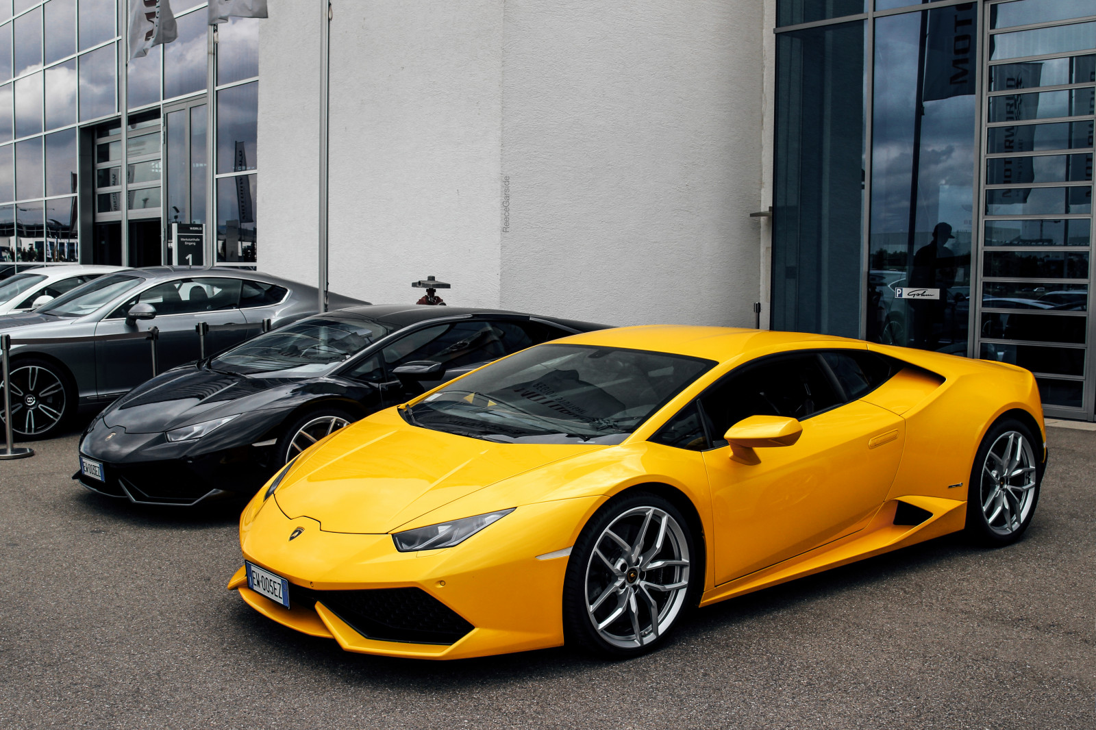 auto, vozidlo, žlutý, Lamborghini, Lamborghini Aventador, slunce, dějiny, Kánon, letní, Lamborghini Gallardo, sportovní auto, Lamborghini Murcielago, výkon auta, Hypercar, italština, Němec, Vzácný, kolo, okraj, superauto, worldcars, pozorovatel, Lambo, Huracan, pozemní vozidla, automobilového designu, automobilový exteriér, závodní auto, luxusní vůz, kompaktní vůz, motorové vozidlo, osobní luxusní automobil, motorworld