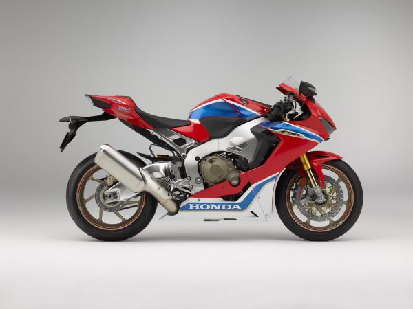 1000rr,2017,cbr,Honda,motorcycles,3500x2629 px