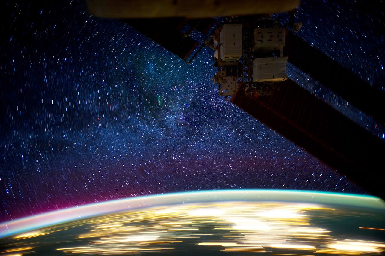 noc, planeta, prostor, odraz, dlouhé expozice, Země, atmosféra, vesmír, astronomie, světlo, barva, hvězda, divadlo, tma, Snímek obrazovky, Atmosféra Země, vesmír, astronomický objekt