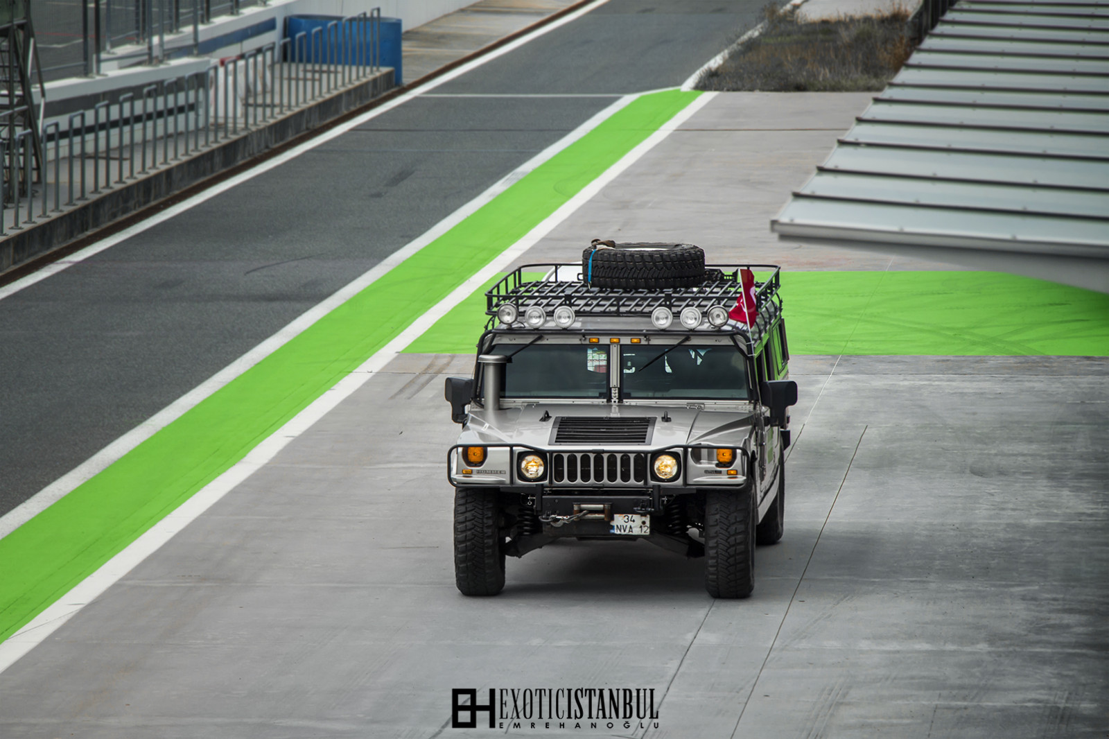 bil, køretøj, motor køretøj, transportform, luksus køretøj, transportere, sport utility køretøj, bildesign, automotive exterior, vej, off road køretøj, automotive dæk, automotive wheel system, Jeep