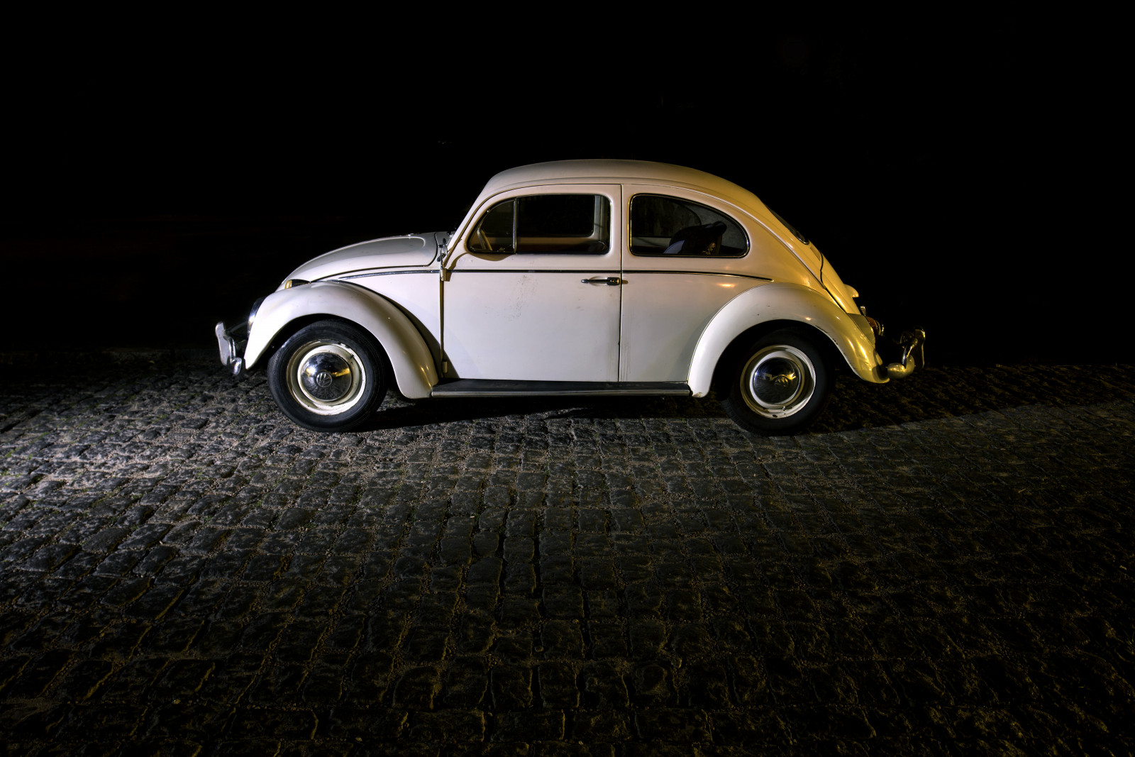 bianca, strada, notte, auto, ciottolo, veicolo, Volkswagen, giallo, Volkswagen Beetle, Nikon, insetto, Uruguay, Nate, M, Sacramento, ronzino, scarafaggio, fusca, Colonia, Alina, lungo, esposizione, ruota, notte, del, automobile, Po, classico, vw, nat, notte, D800E, noite, noc, gabi, design automobilistico, esterno automobilistico, modello di auto, auto compatta, veicolo a motore, city ​​car, macchina di utilitaria, gau, lendine, nakts, naktis, Lejl, jszaka, gece, Usiku, osare, Bosiu, Gabii, Wengi, Malam
