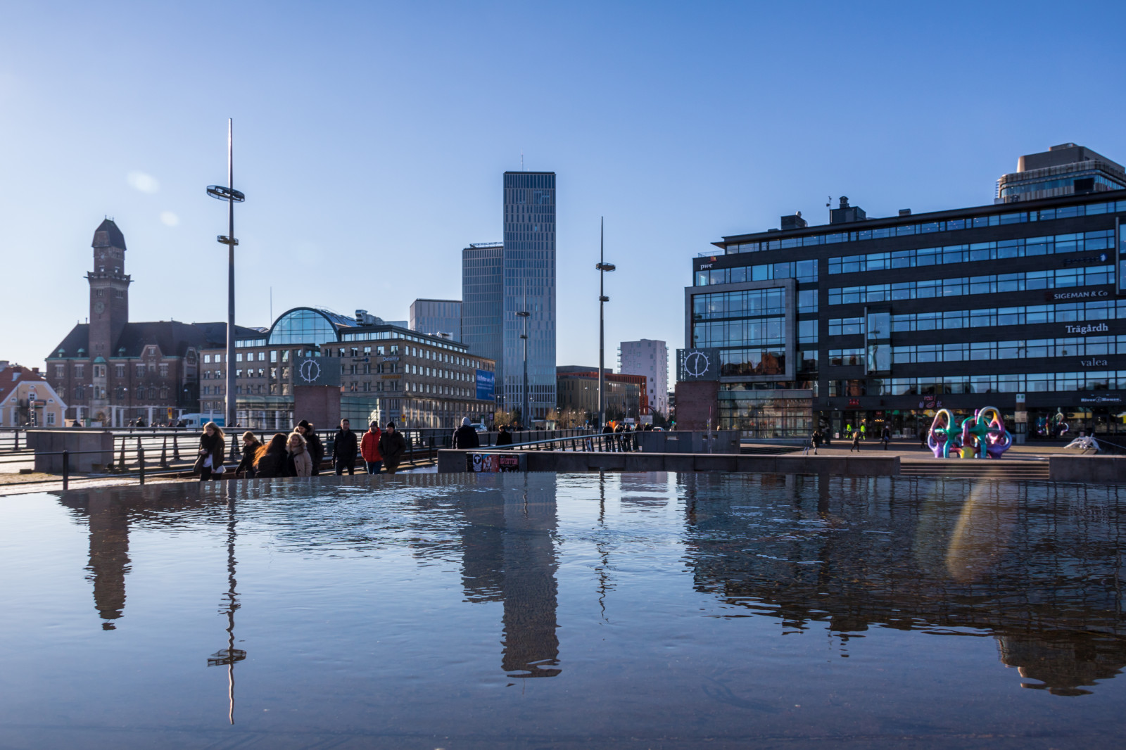 moře, město, panoráma města, voda, odraz, vozidlo, umělecká díla, panoráma, mrakodrap, večer, řeka, přístav, náměstí, dok, soumrak, Marina, centrum, Malmo, přístav, torg, posthusplatsen, mezník, urban area, vodní, lidské osídlení, panelový dům