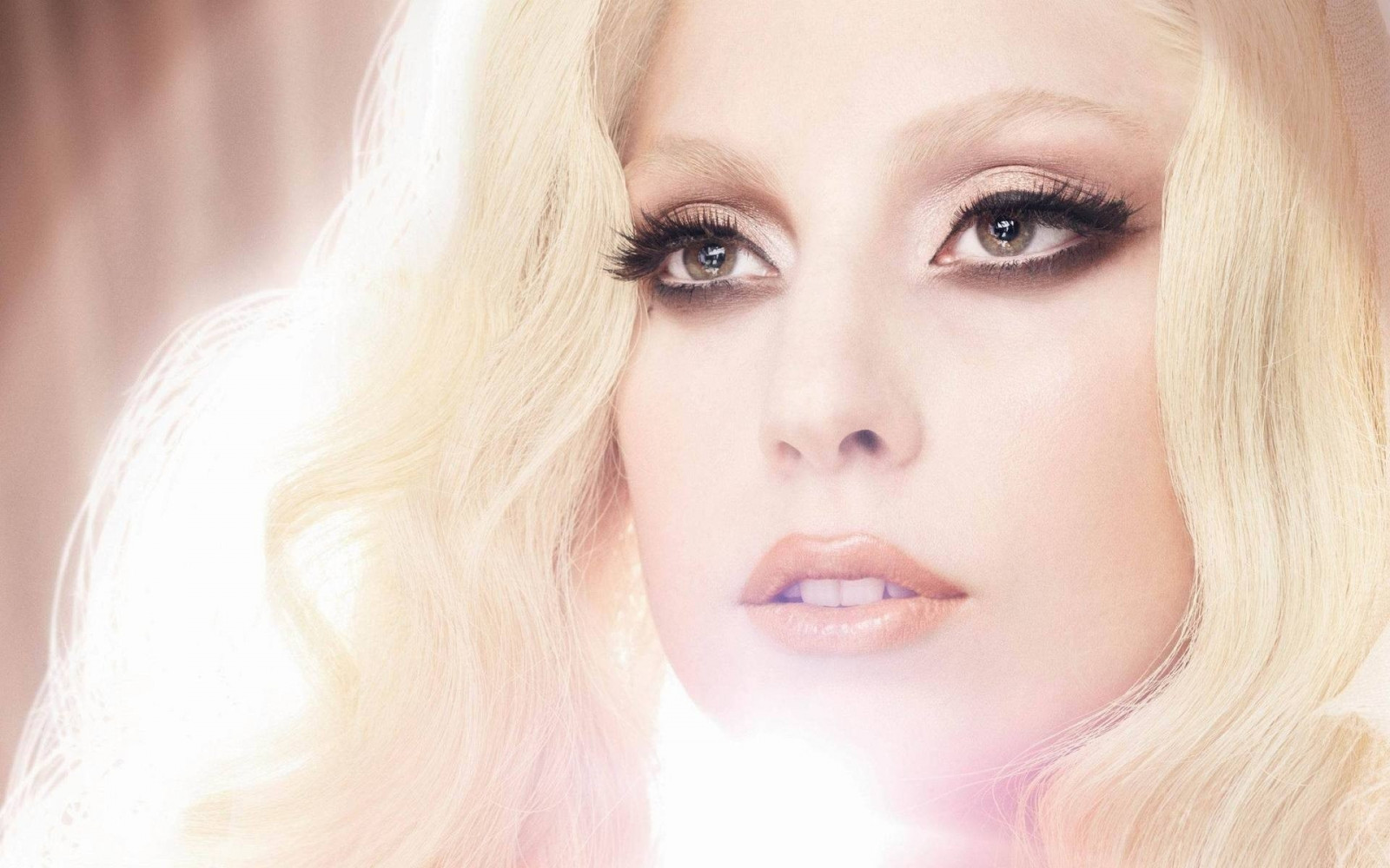 Wallpaper blonde, eyes, face, light 1920x1200 goodfon 1019933