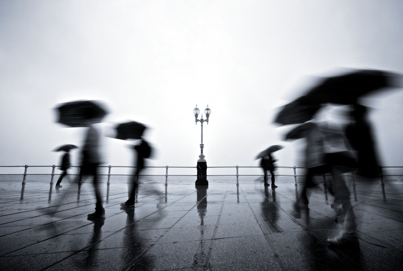 pouliční osvětlení, bílý, Černá, černobílý, stín, déšť, silueta, 2014, světlo, osvětlení, tvar, tma, canon600d, Černý a bílý, monochromatické fotografování, Film noir, muro, Gij n, Javia, septiembre, efs1022mmf3545, project52weeks