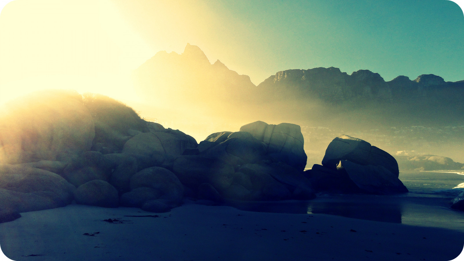 slunečnímu záření, západ slunce, moře, Příroda, odraz, nebe, pláž, svítání, ráno, mlha, horizont, atmosféra, skály, letní, soumrak, mrak, hora, počasí, svítání, chladný, oceán, Sluneční svit, vlna, HSS, atmosférický jev, Atmosféra Země, Kapské město